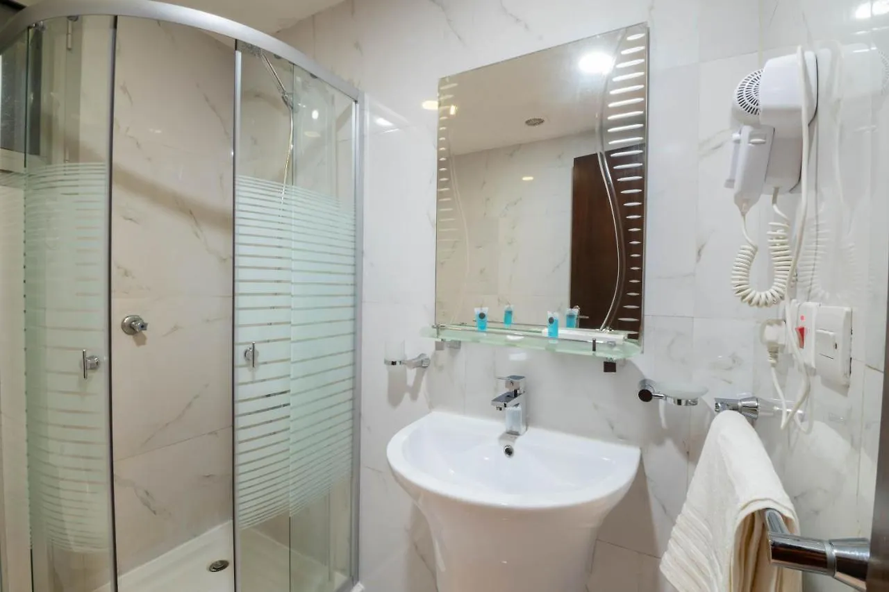 Dar Al Masarat Served Apartments Jeddah 2*,